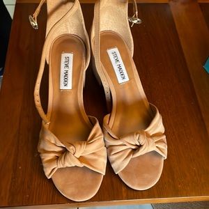 Steve Madden short heels
